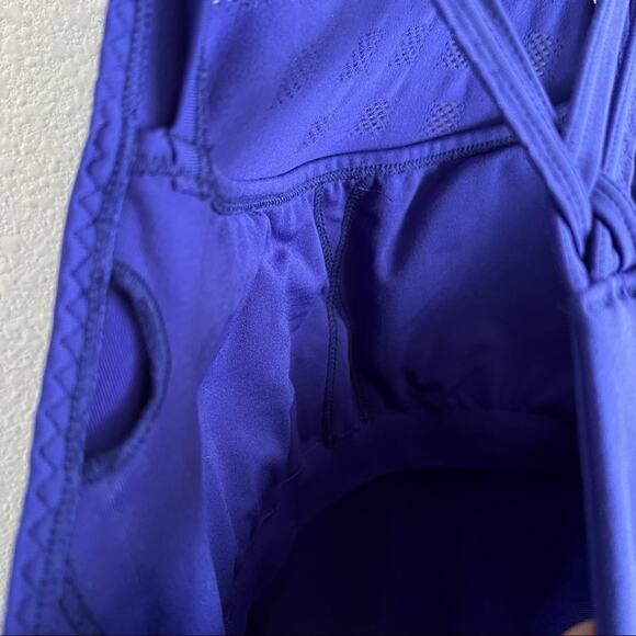 Athleta Namaste Support Tank Blue Stretch Strappy Small Yoga Outdoor Gym Small - Picture 8 of 10